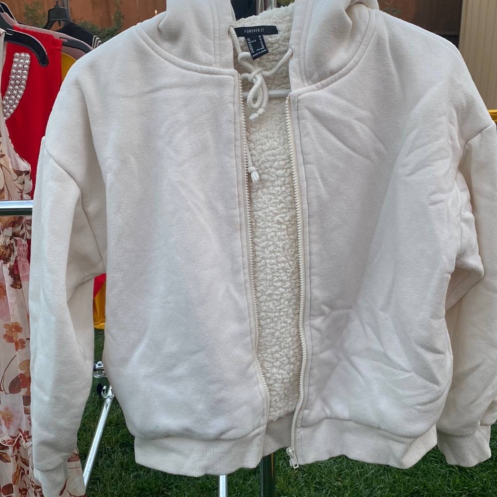 Women’s sweater